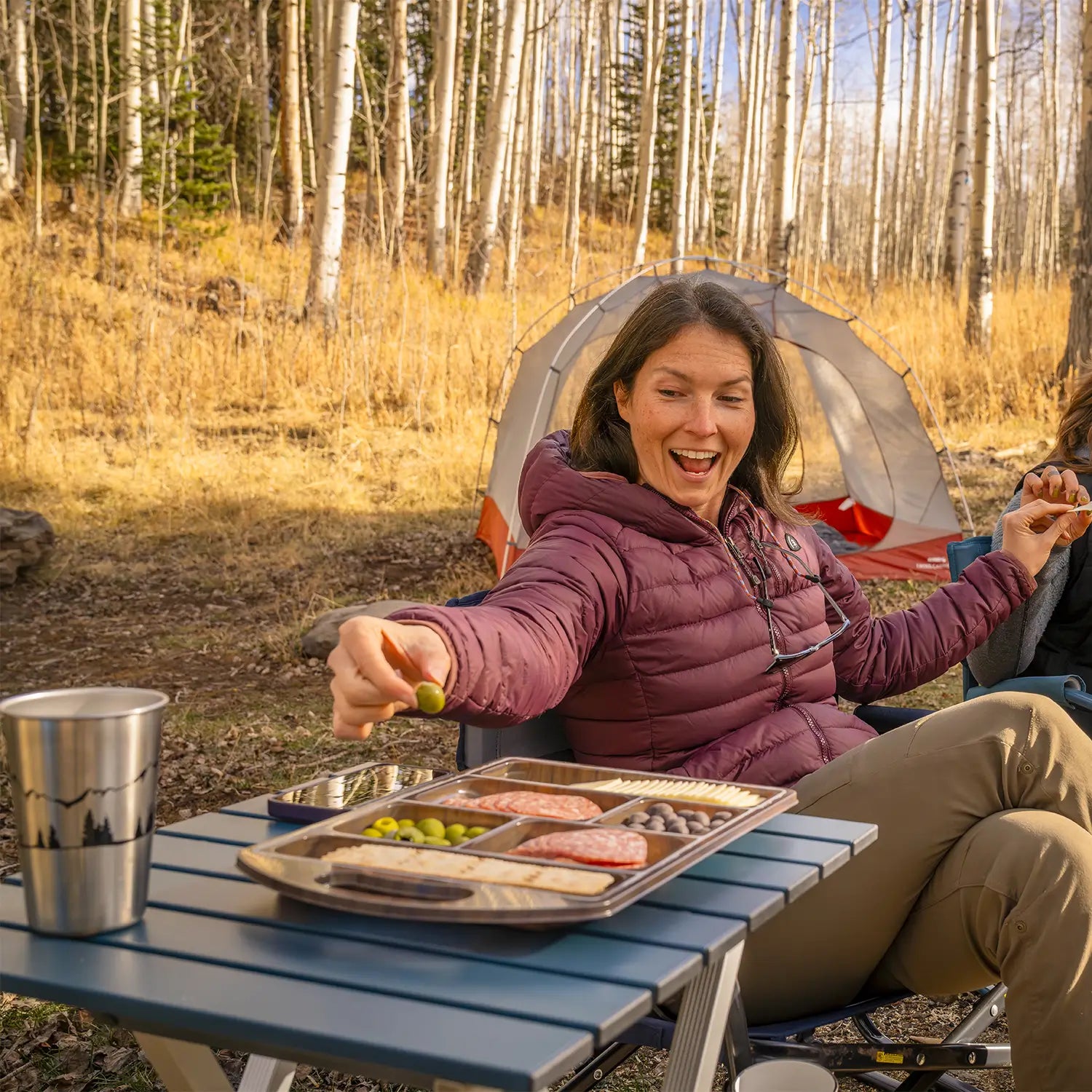 Compact Camp Table 20 | Featured Outdoor Choice | Outlandridge 81FC LM