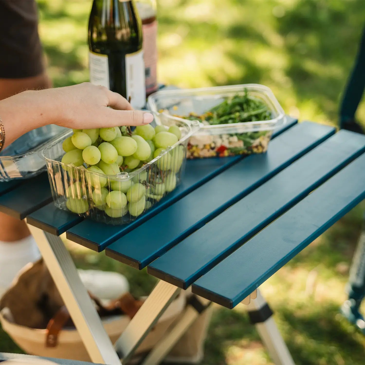 Compact Camp Table 20 | Featured Outdoor Choice | Outlandridge 81FC LM