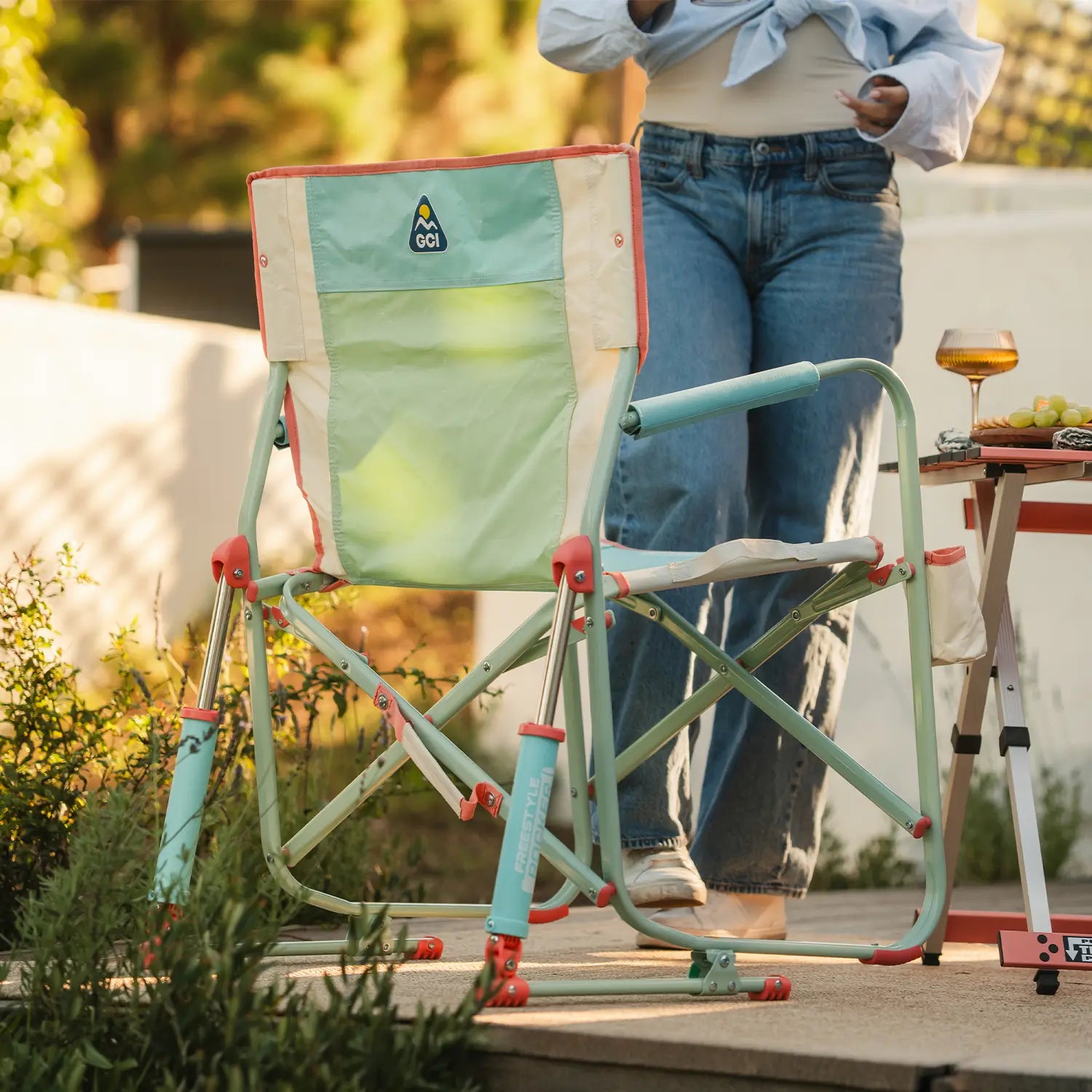 Freestyle Rocker | Featured Outdoor Choice | Outlandridge E863 qe