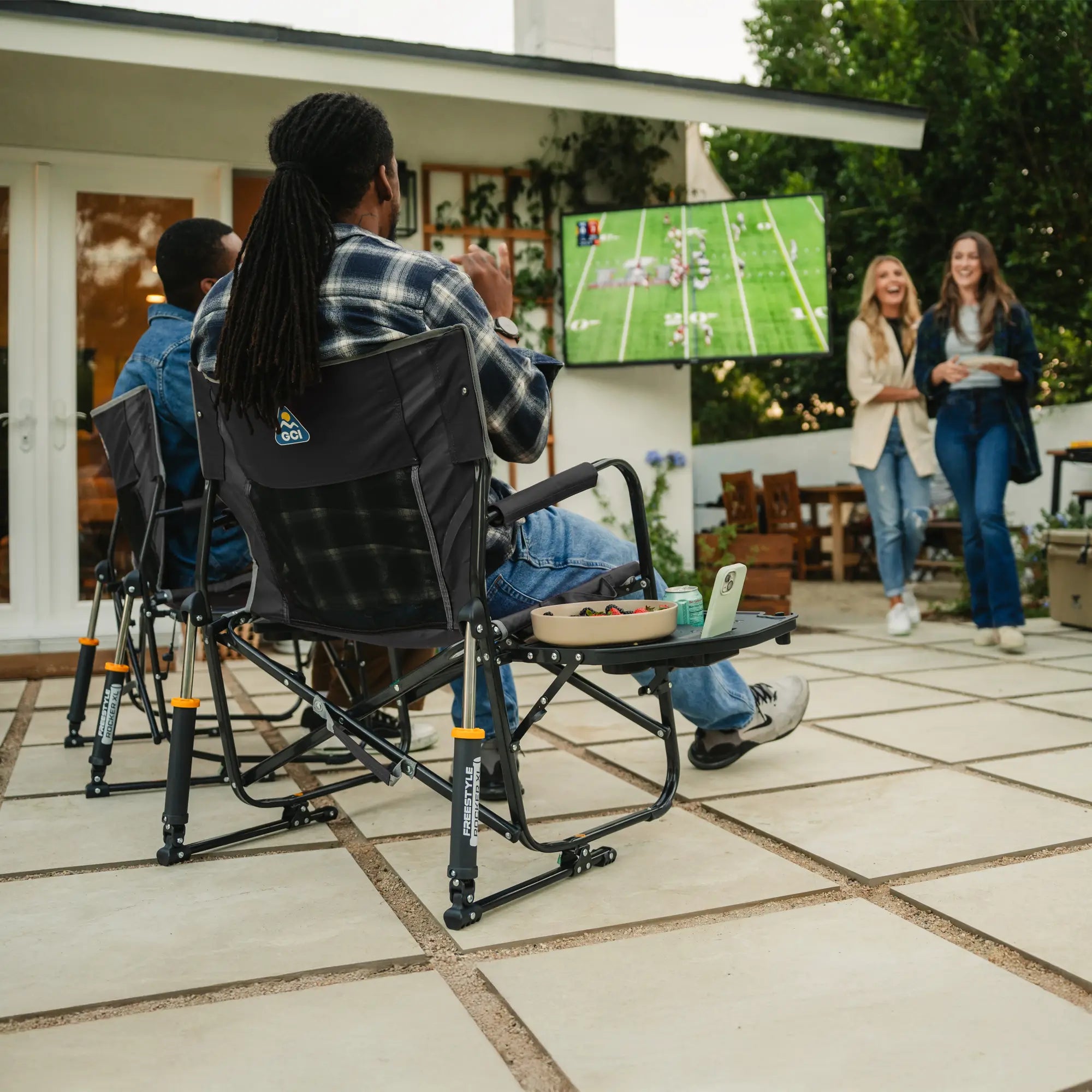 Freestyle Rocker XL with Side Table | Featured Outdoor Choice | Outlandridge 8A98 n2